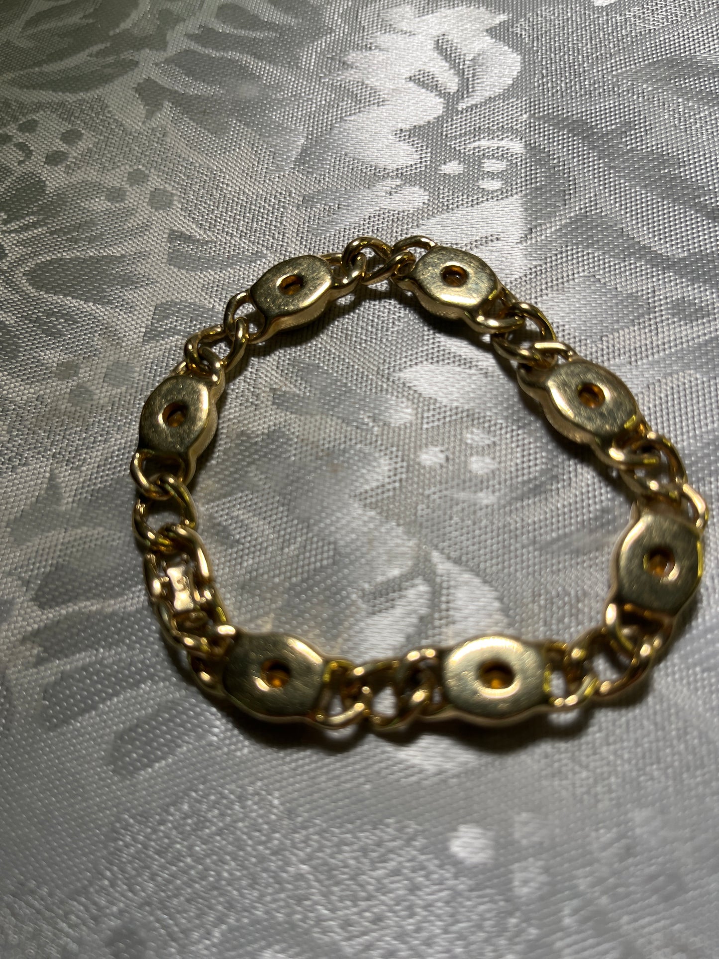 C#3 Liz Claiborne-Gold-tone 9s 6 3/4 “ Mogul