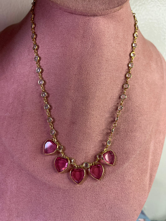 C#9 One of a kind 16” delicate glass beautiful heart necklace. It’s a sample that was never circulated or produced by a high end jewelry manufacturer in Rode Island.Simply gorgeous.